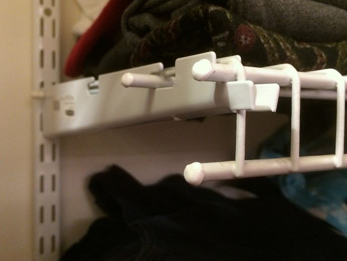 70+ Uses for Puffy Paint: Wire Shelving Ends Covered in Puffy Paint