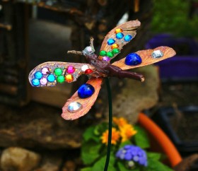 Dragonfly with Bling!