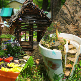 DIY Fairy Gardens