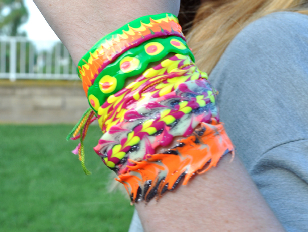 70+ Uses for Puffy Paint: Puffy Paint Bracelets